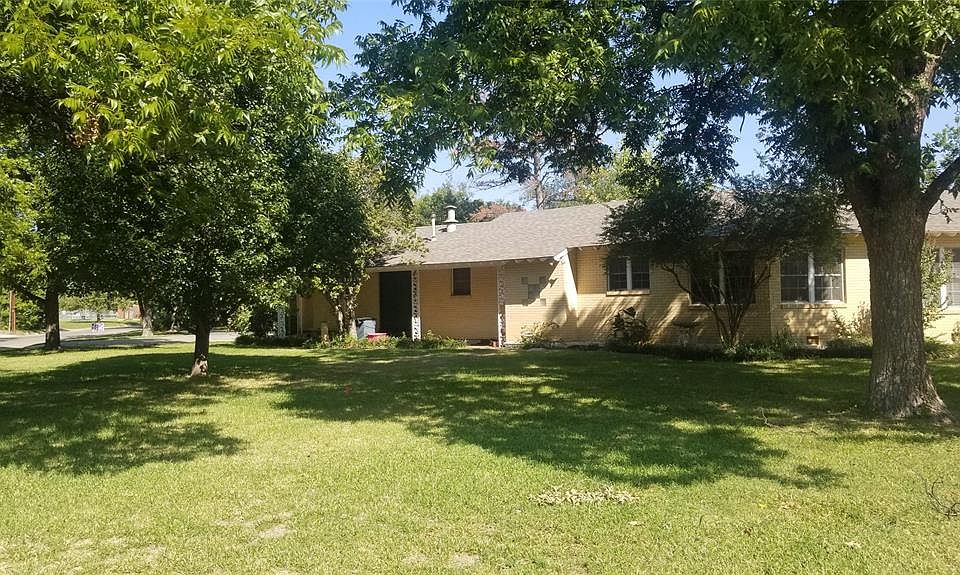 1st image of 2200 Elizabeth Dr