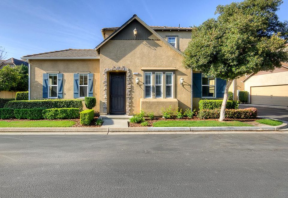 1st image of 3838 Moody Ln