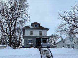 825 N North Ave, Fairmont, MN 56031