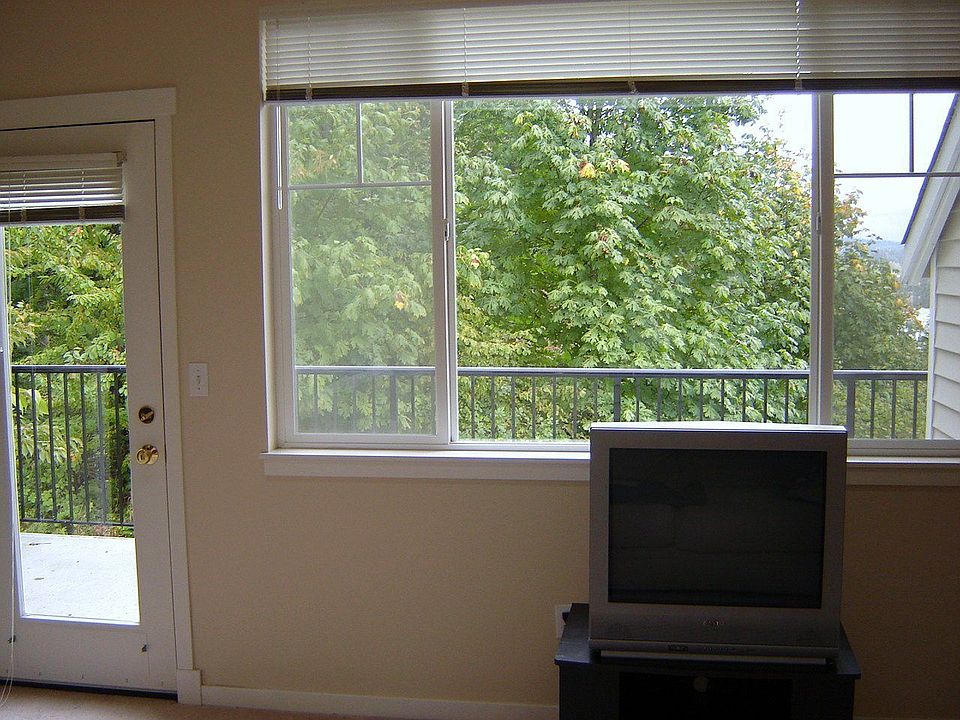 2nd image of 15601 133rd Pl NE #16A