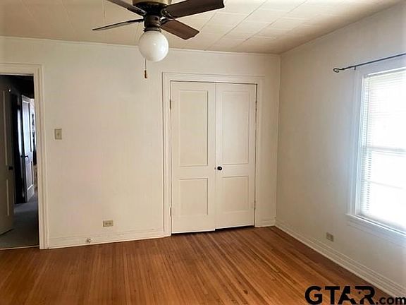 2nd image of 1001 Palestine St