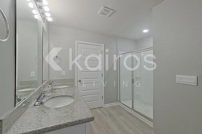 4694 Malay Cir — Photo 23
