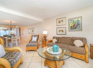 3443 Gulf Shore Blvd N APT 609, Naples, FL 34103