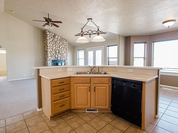 4th image of 1571 SE Hamilton Rd