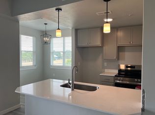 121 S Springtree Ln #101, Boise, ID 83709