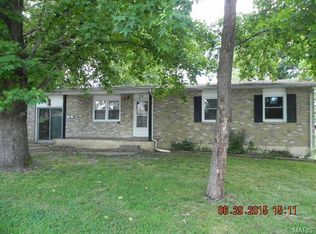 1902 Yale Dr, Scott City, MO 63780
