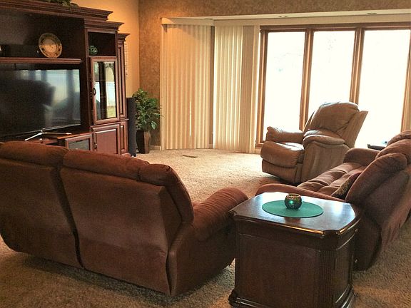 3rd image of 1905 Tealwood Cove Dr