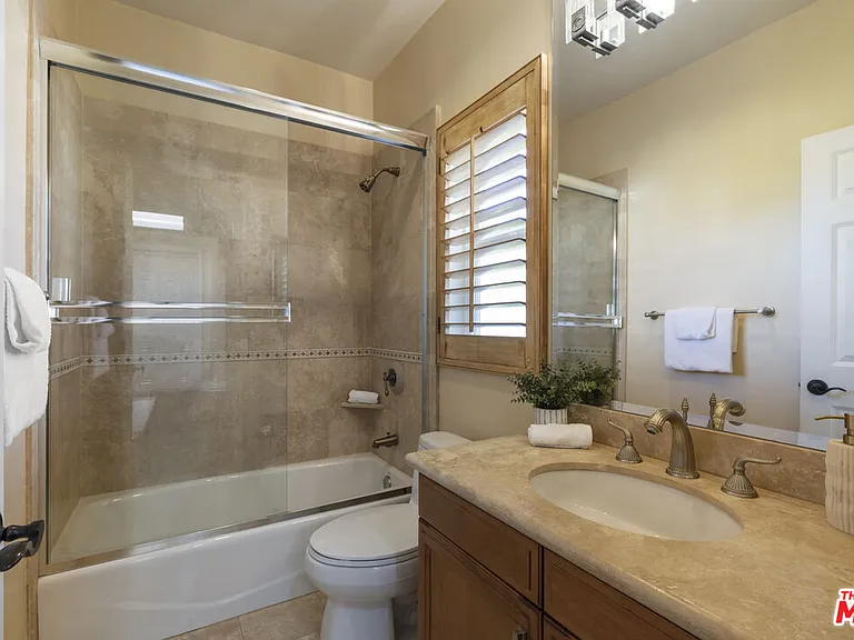 23963 De Ville Way — Photo 27