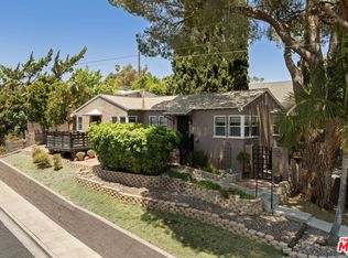 1001 Farnam St, Los Angeles, CA 90042