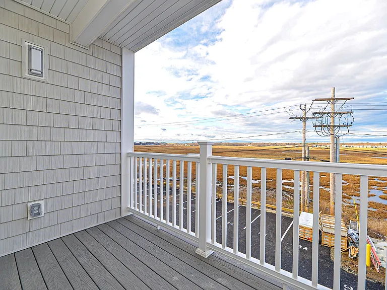 435 Ocean Blvd #205 — Photo 30
