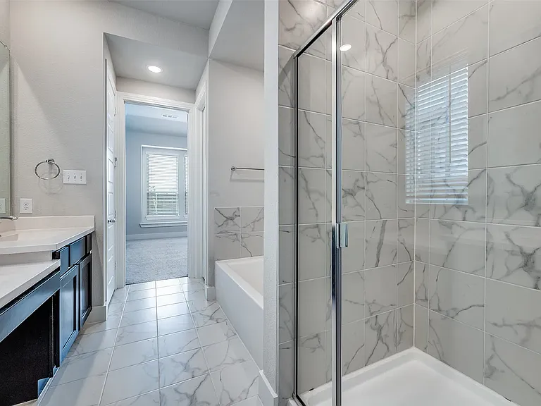 4713 Honeysuckle Ct — Photo 15