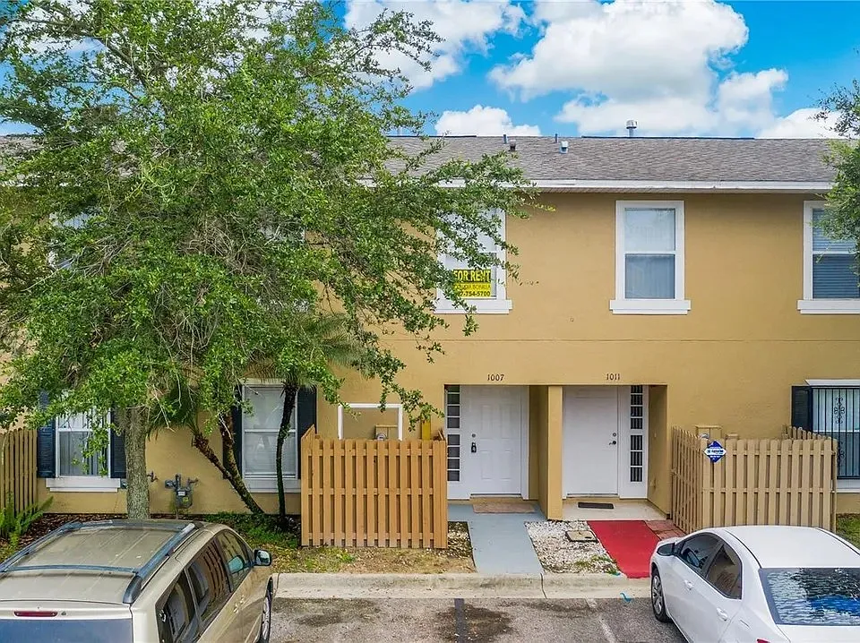 1007 Butterfly Blvd