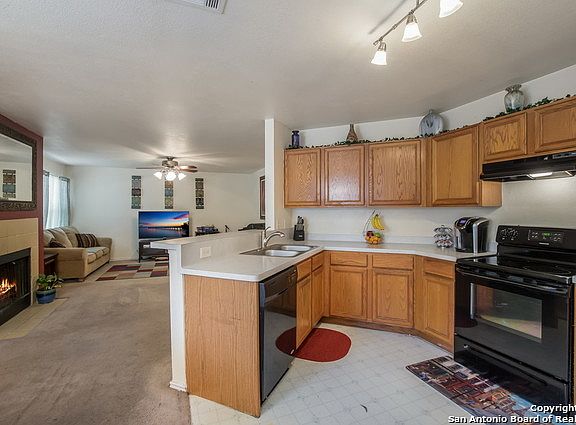 5th image of 9411 Grace Point