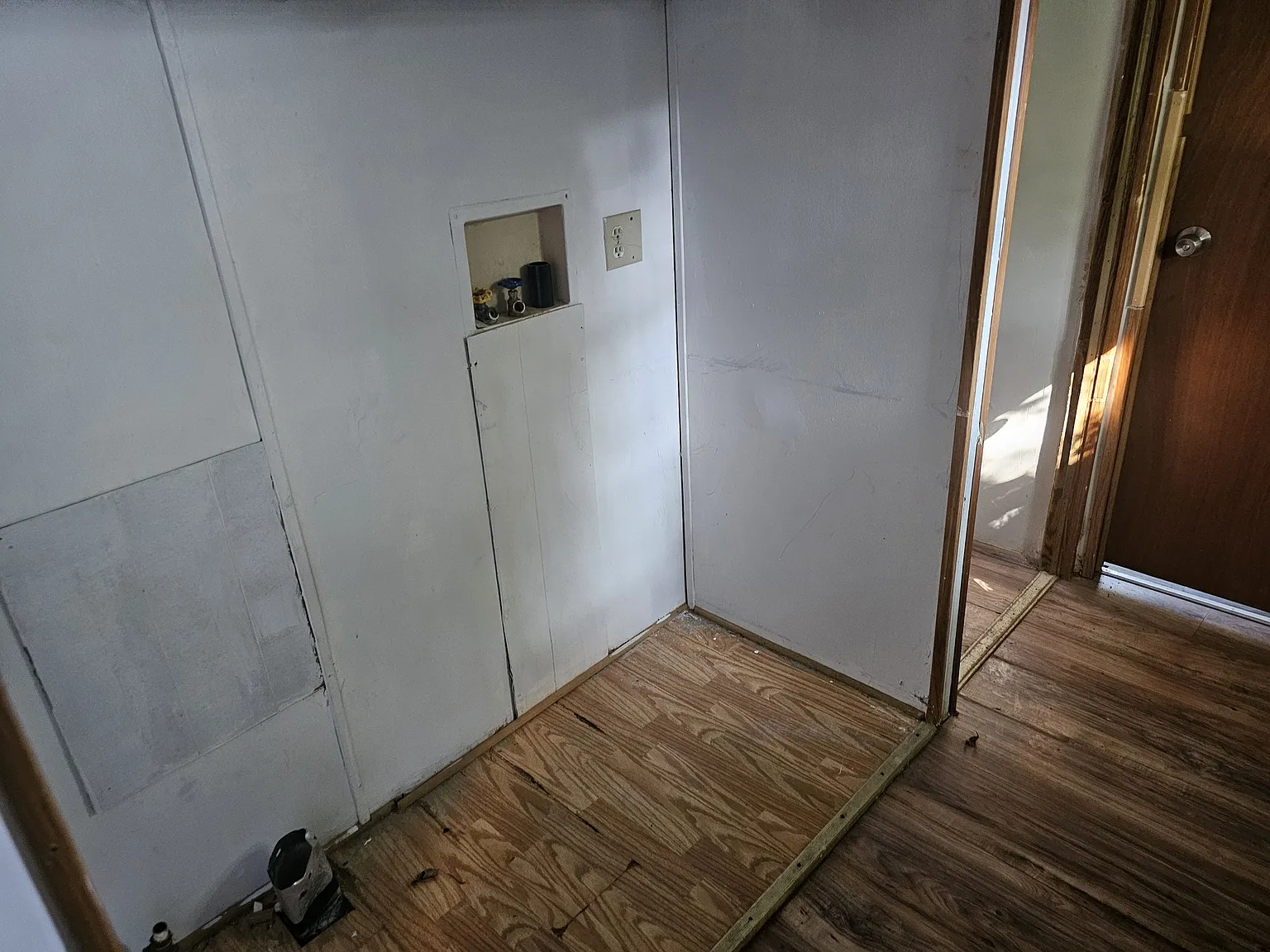 2 bed, $800 — Photo 2