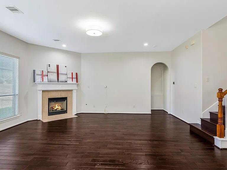 24322 Bella Florence Dr — Photo 17