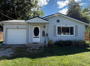 1031 Adams St, Vermilion, OH