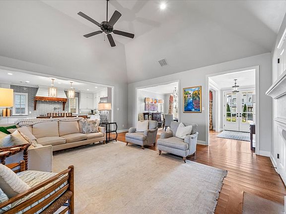 5th image of 9074 Baynard Loop N