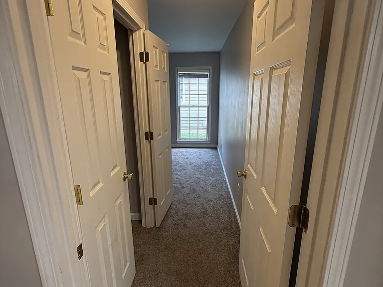 3806 Holland Ct — Photo 3
