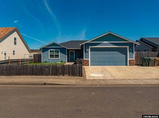 4562 Live Oak St, Sweet Home, OR