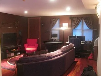 Rented by Macklowe Investment Properties