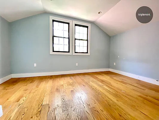 Rented by Triplemint | media 16