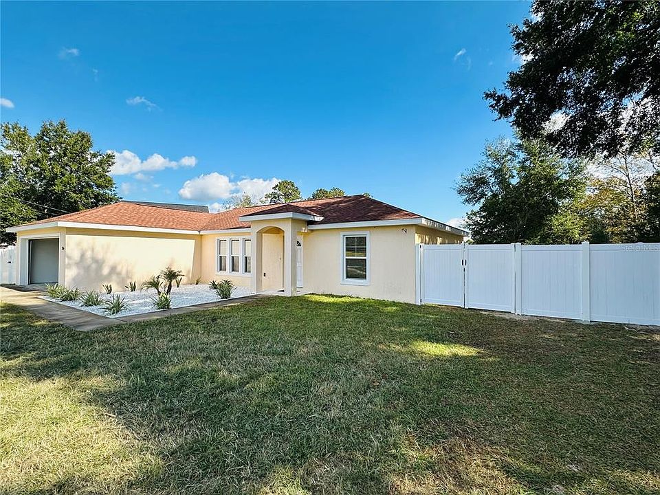 1st image of 156 Pecan Dr
