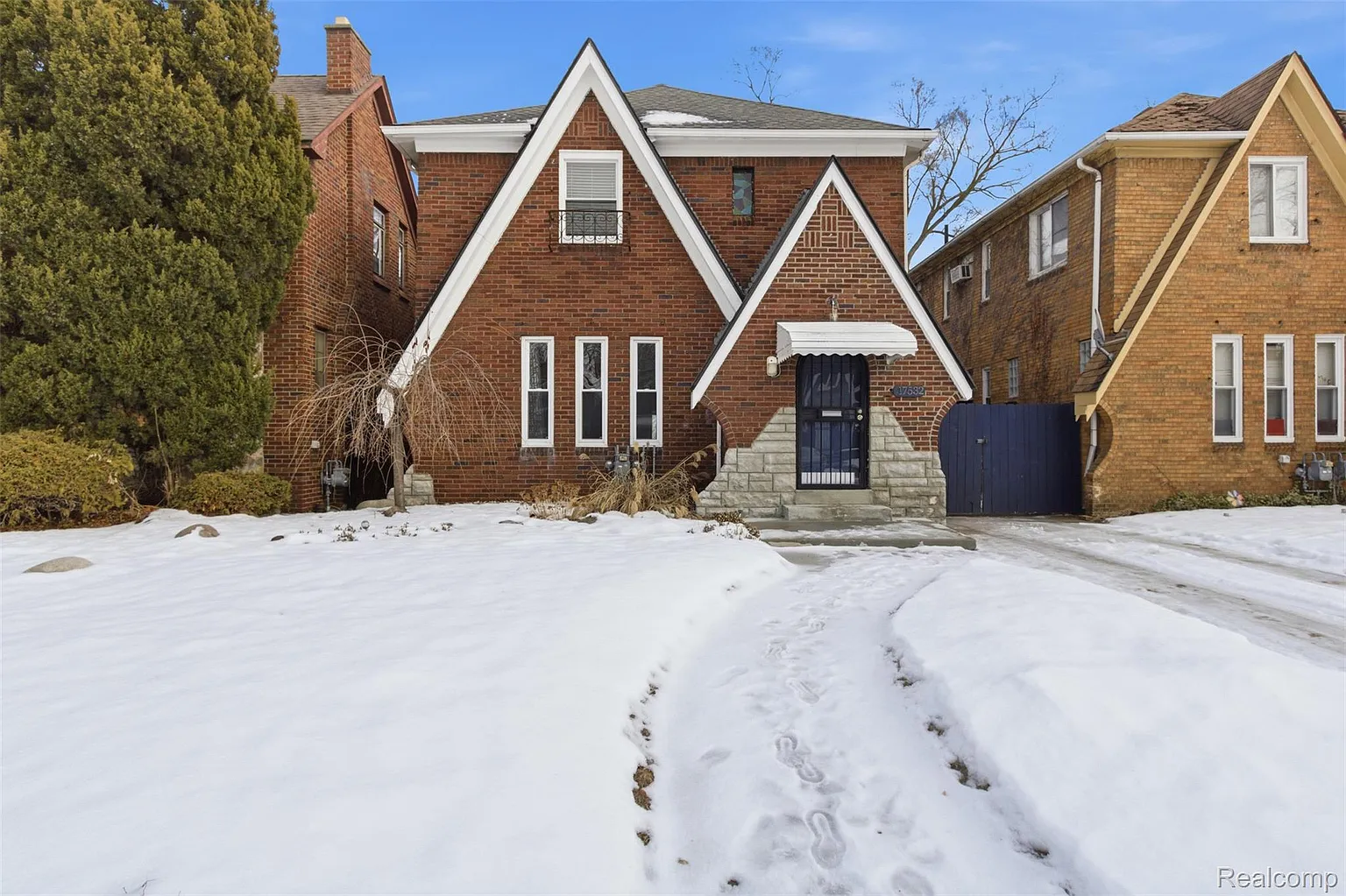 17532 Wisconsin St photo 1