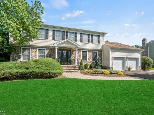 15 Meester St, Mahwah Twp., NJ 07430