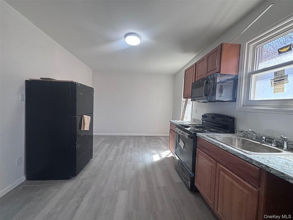 1st image of 486 3rd street #2