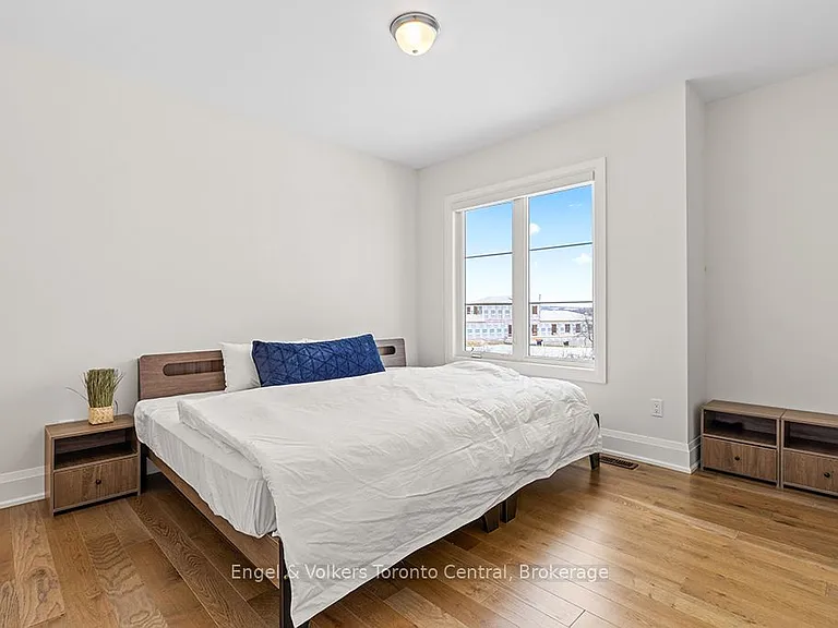 110 Dorothy Dr — Photo 32