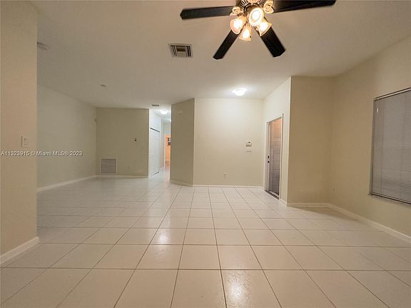 4th image of 11471 NW 43rd St #11471