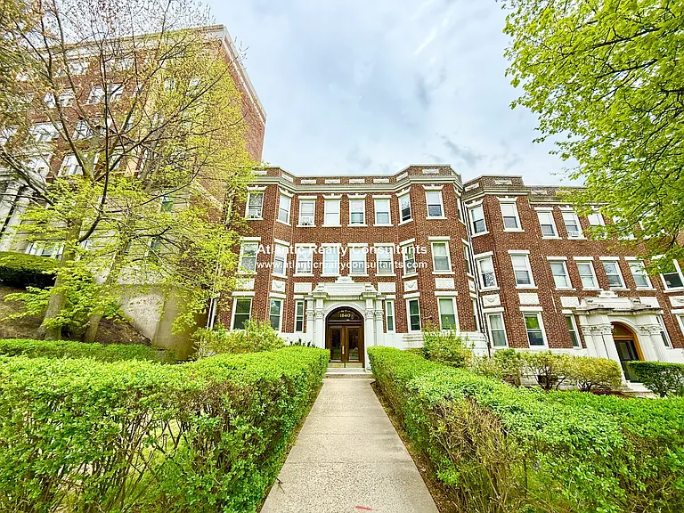 1840 Commonwealth Ave #8 — Photo 8