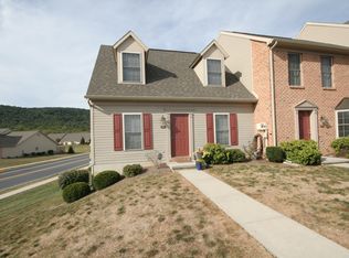 169 Hunters Ridge Dr, Harrisburg, PA 17110