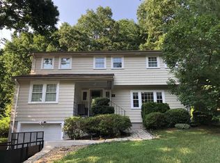 8 Highgate Rd, Wayland, MA 01778