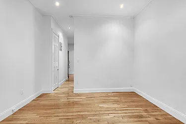 Rented by Cooper & Cooper Real Estate