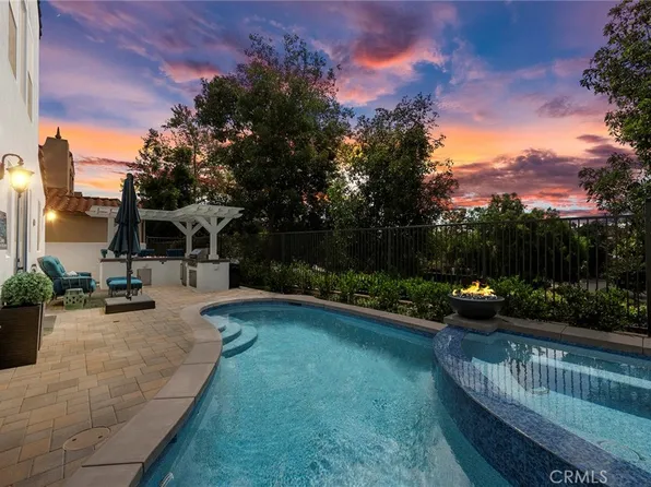 16 Kempton Ln, Mission Viejo, CA 92694