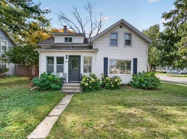 5702 Milwaukee St, Mc Farland, WI 53558
