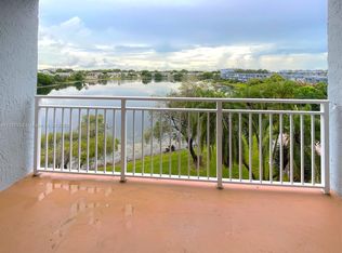 9375 Fontainebleau Blvd APT L426, Miami, FL 33172