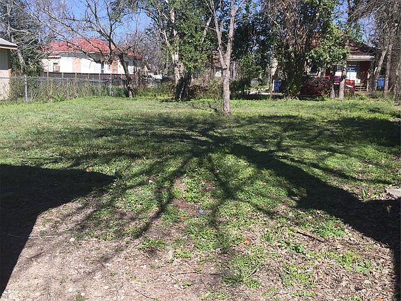 3rd image of 141 Koehler Ct