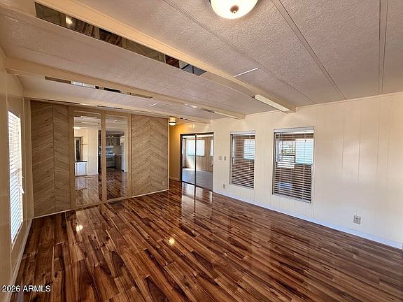 4th image of 3611 N KANSAS Avenue