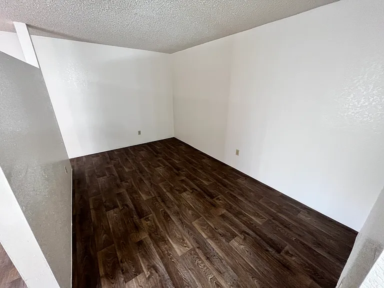 3052 N Alvernon Way #203 — Photo 4