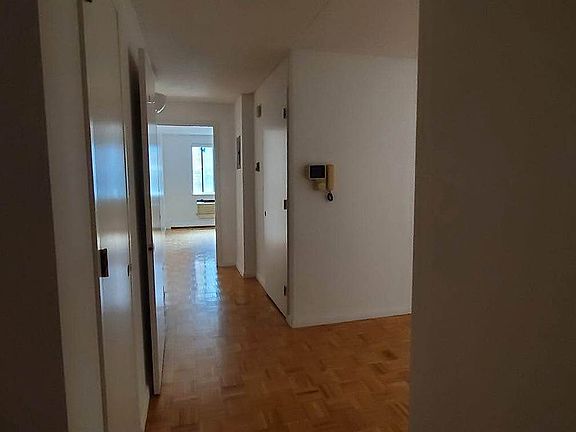 3rd image of 142-20 Franklin Ave #2X