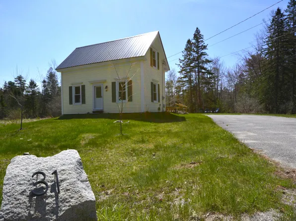 31 Cross Road, Hancock, ME 04640