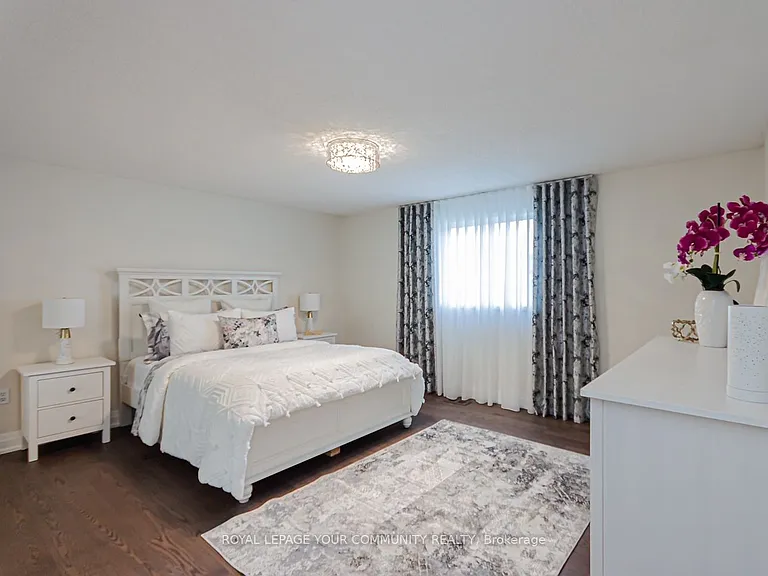 5 Selkirk Cres — Photo 5