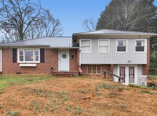 109 Westwood Dr, Belton, SC 29627