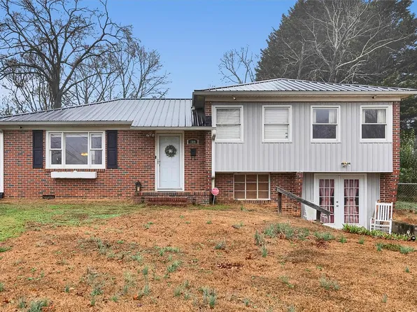 109 Westwood Dr, Belton, SC 29627