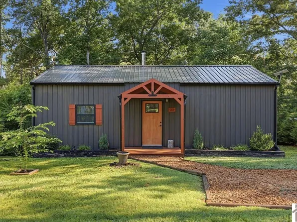 22 Deercrest Ln, Murray, KY 42071