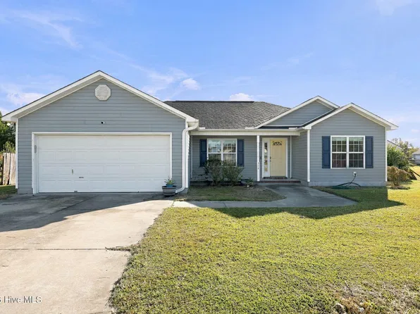 314 Haywood Drive, Richlands, NC 28574