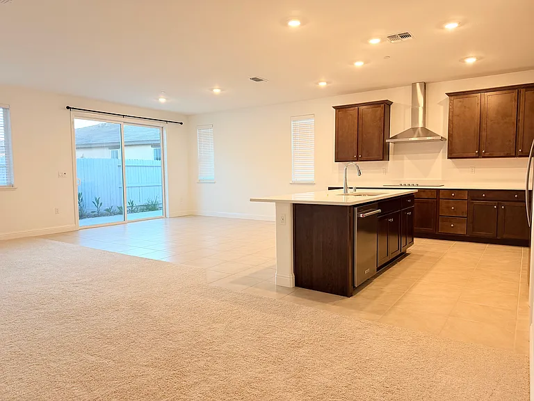 3394 Orso Grande St — Photo 10