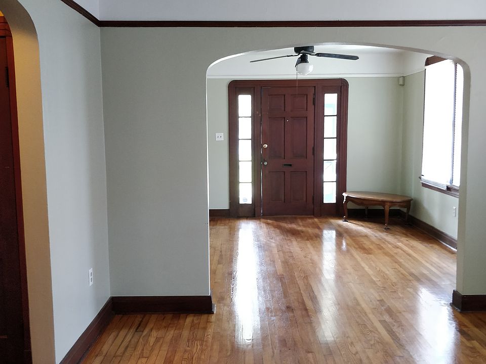 Living room & dining room